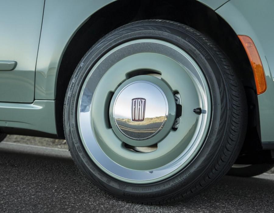  Fiat 500C 1957 Edition 2015 года  (фото 4 из 8)